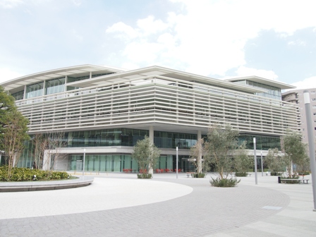 和泉新図書館